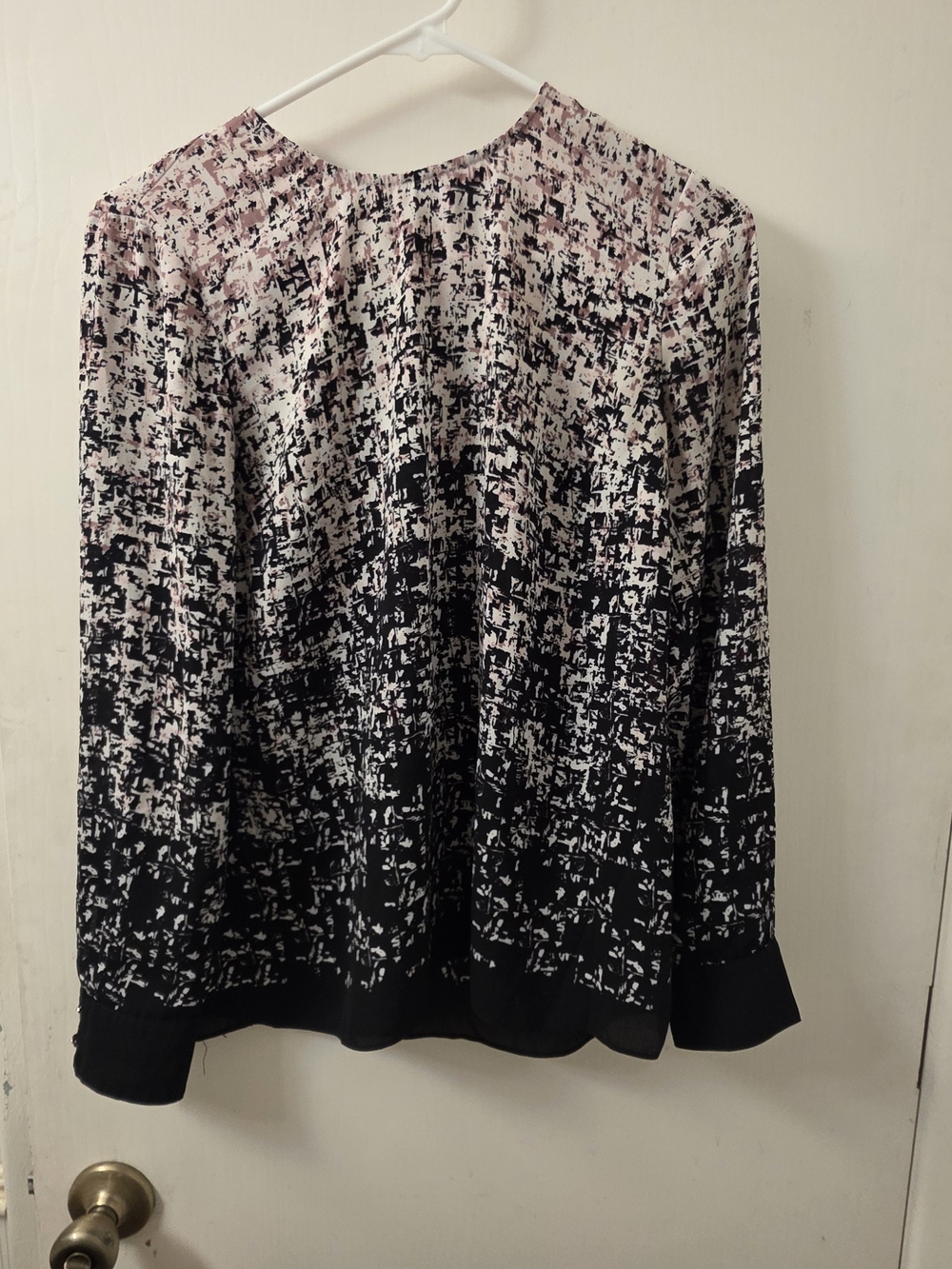 Vince Camuto Black and Light Pink Abstract Print Long Sleeve Blouse